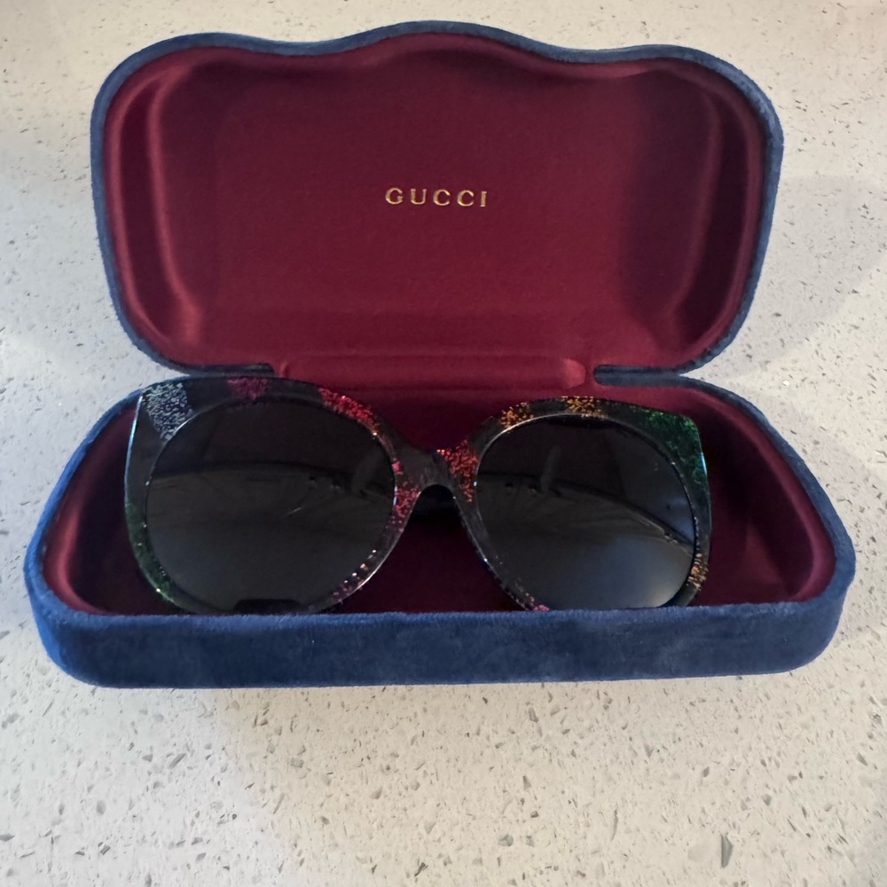 Gucci cat eye sunglasses